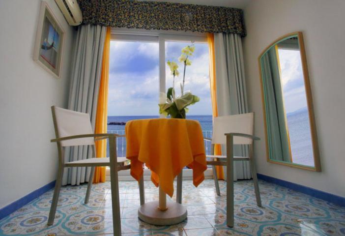 Hotel Solemar Beach & Beauty Spa Искья Экстерьер фото